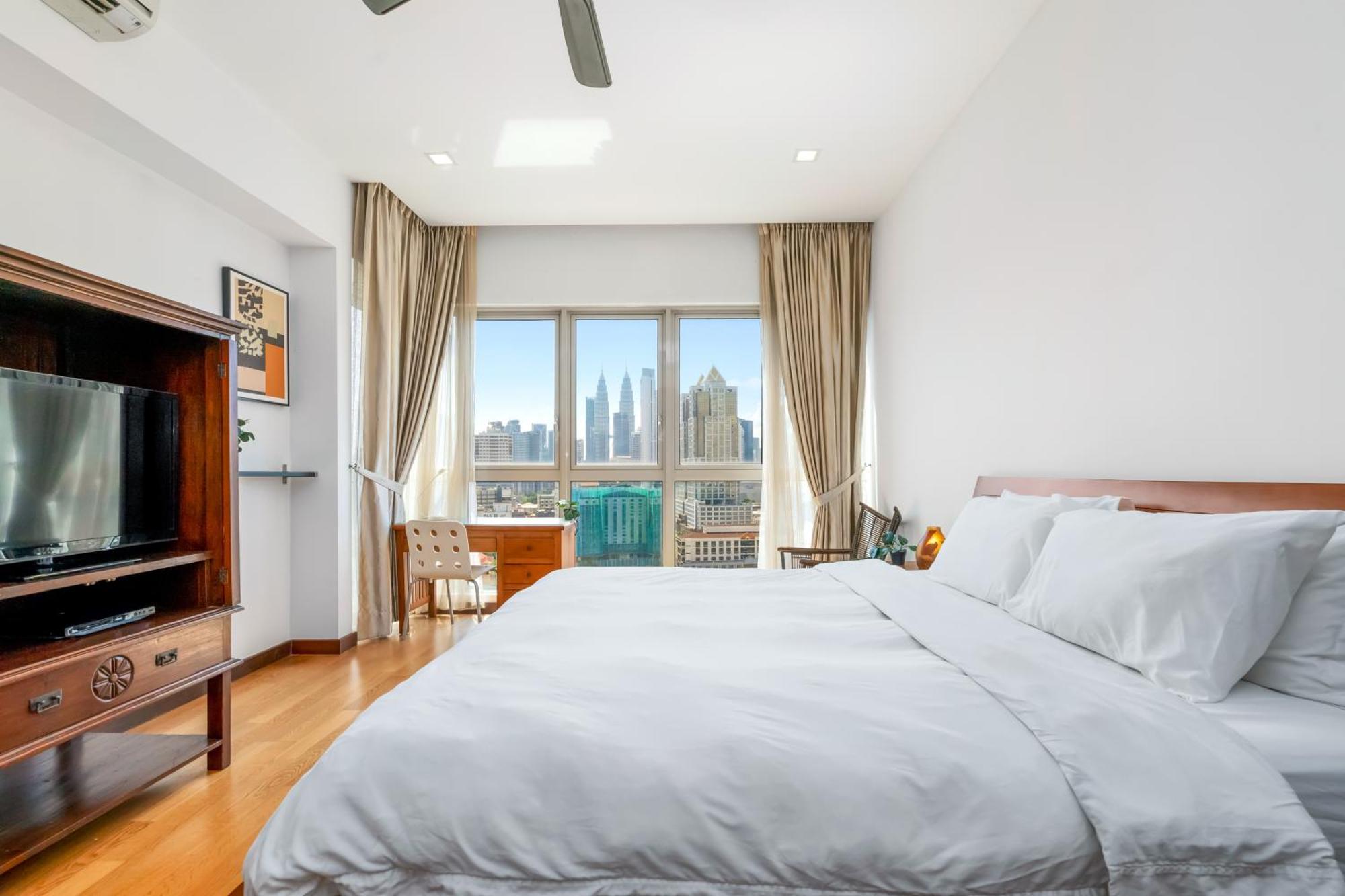 Naibnb In Regalia Residence กัวลาลัมเปอร์ ภายนอก รูปภาพ
